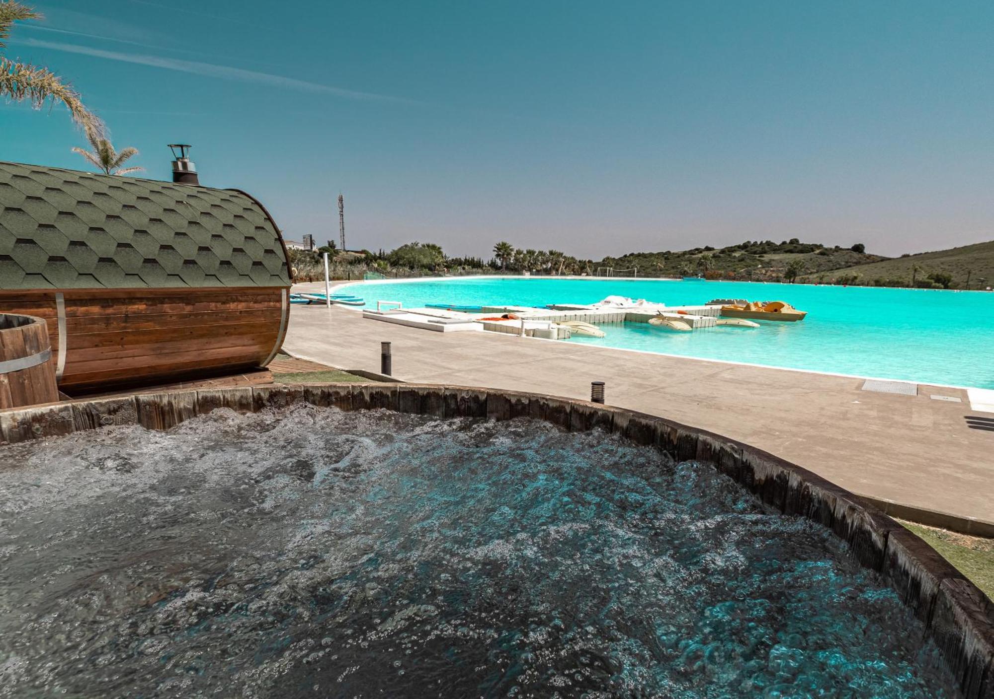 Alcazaba Lagoon 2425 Luxury Private Beach Estepona Luaran gambar