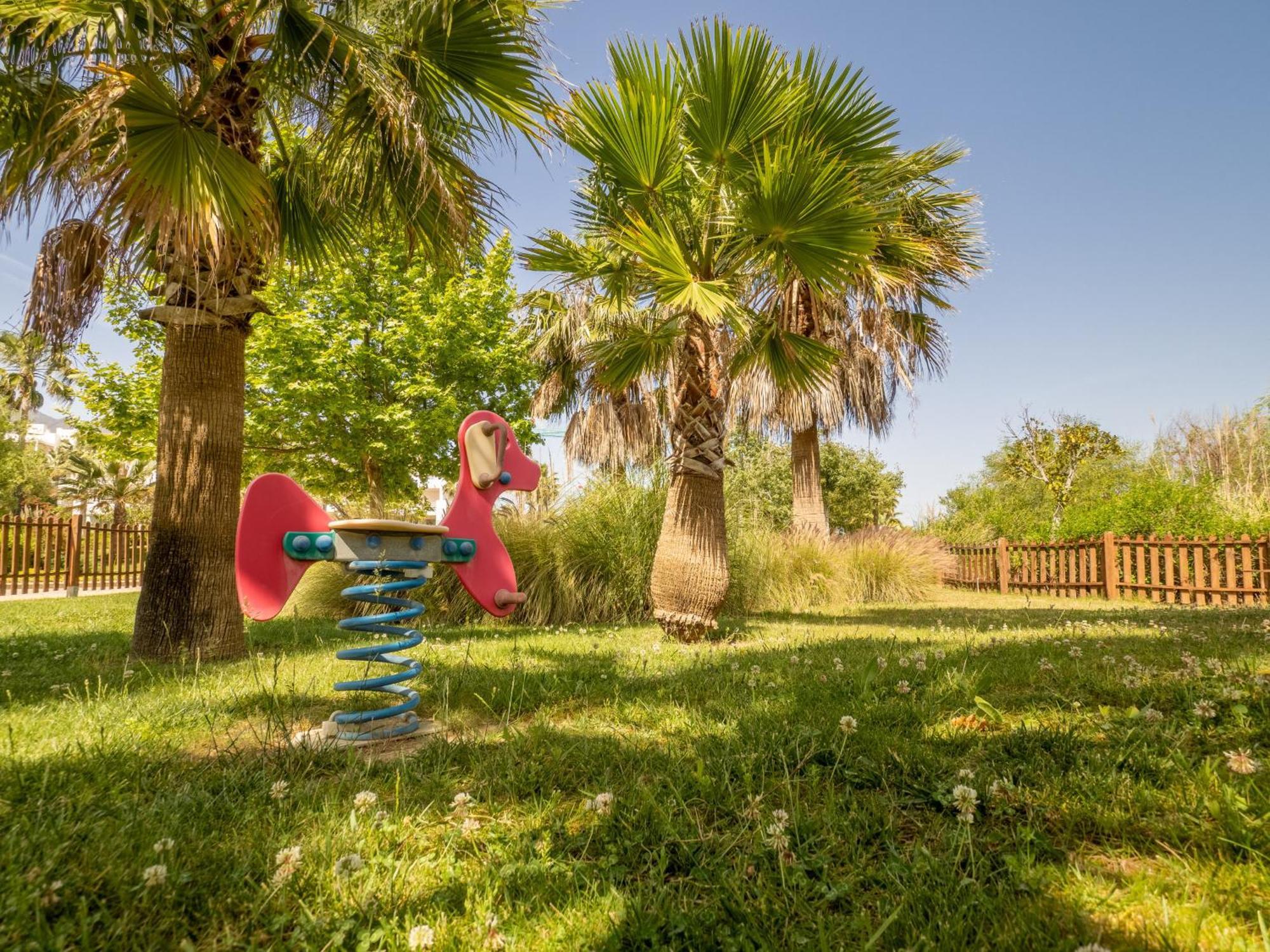 Alcazaba Lagoon 2425 Luxury Private Beach Estepona Luaran gambar